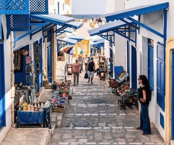 السياحة في تونس للسعوديين